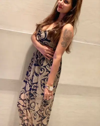Gandevi Escort